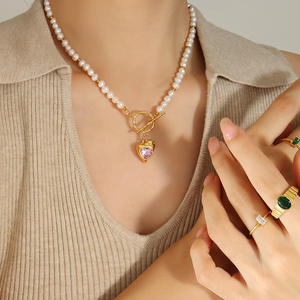 Romanticismo francés Retro Rosa verde Rhinestone en forma de corazón OT hebilla colgante collar de perlas de agua dulce - Product Image 4