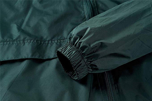 Chaqueta Cortavientos Ligera y Ecológica Personalizada OEM 2025 para Hombre, con Pantalones Activos Plegables para Invierno - Product Image 4