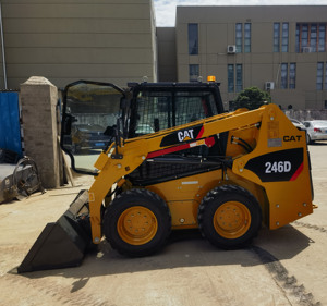 รถตักดินขนาดเล็กรถตัก246c 246d รถตักดินขนาดเล็ก - Product Image 2