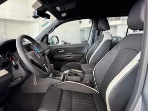 NUOVO Volkswagen Amarok 4X4 Double Cab Pickup 2.8L Turbo Diesel 2025, Basso Chilometraggio, Pronto per la Spedizione, Guida a Sinistra/Destra, Pronto per l'Esportazione - Product Image 6