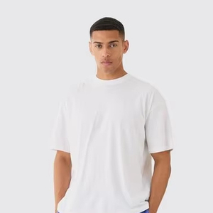 Haute qualité surdimensionné col étendu Homme Moto sport bouffée imprimer grand graphique t-shirt et short ensemble hommes double correspondant ensemble été - Product Image 3