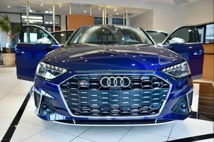 Usado 2023 Audi S4 Premium Plus - Product Image 5