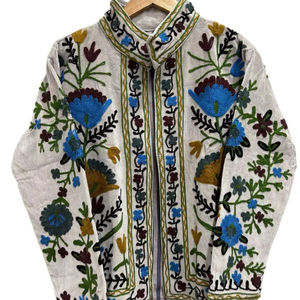 Chaqueta Floral de Invierno Boho con Bordado Suzani de Terciopelo Blanco, Chaqueta Informal Unisex de Alta Calidad, Moderna y Lujosa, Transpirable - Product Image 1