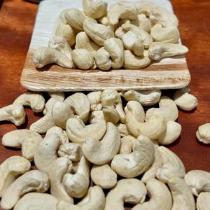 Nueces de Anacardo Frescas al por Mayor, Grado W240, Certificadas Orgánicas por USDA/UE, Directamente de Vietnam - Product Image 4