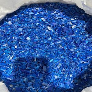 Nettoyer les chutes de plastique de tambour bleu HDPE recyclé/déchets de bouteille de lait hdpe à vendre au prix de gros le moins cher - Product Image 1