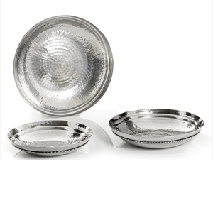 Plateau de service en métal poli brillant avec poignée unique, décoration de table, plateau de service artisanal pour mariage, fête, traiteur - Product Image 6