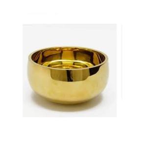 Portavelas de metal Premium atemporal y duradero para complementar la estética interior de la sala de estar o el comedor - Product Image 2