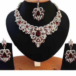 Lightweight Handcrafted Alloy Vintage Sets New Arrival Necklace Earrings Headpiece Women Engagement Anniversary Wedding Party - Product Image 1