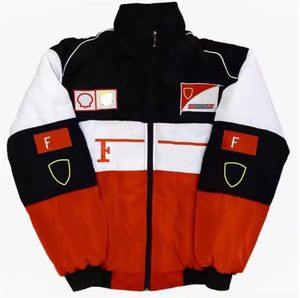 Blousons d'Hiver Personnalisables pour Homme Inspirés des Combinaisons de Course F1 Manteaux Brodés Équipe Ferrari Amples et Décontractés Style Moto en Coton - Product Image 4