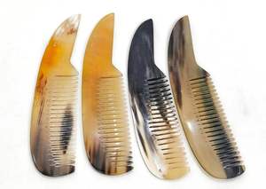 Peine de cuerno de búfalo moderno hecho a mano ecológico - Product Image 5