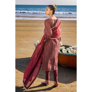 Traje Tradicional Chino de 3 Piezas sin Coser, Bordado en Jacquard, Color Rojo - Product Image 6