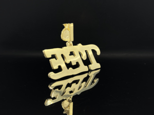 Collier pendentif Hip Hop en Moissanite plaqué or personnalisé de haute qualité Initiales de logo personnalisé pour les cadeaux de fête - Product Image 4