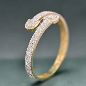 18K Sólido Real Oro Moissanite Hip Hop Brazalete Para Mujer Accesorios de Moda - Product Image 1