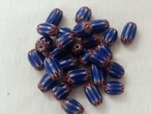 Cuentas de cristal en forma ovalada personalizadas, azul, blanco y rojo, surtido de tamaños, adecuado para reventa y para diseñadores de joyería - Product Image 2