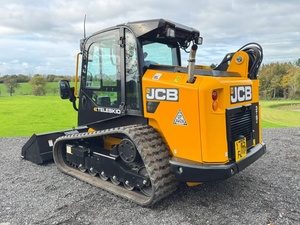 Nouvelle chargeuse compacte télescopique sur chenilles JCB 3TS-8T, machine de construction diesel avec godet frontal - Product Image 3