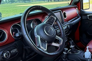 LISTO PARA CONDUCIR - USADO, VOLANTE A LA IZQUIERDA |   CONDUCCIÓN DERECHA |   2022 JEEP GLADIATOR RUBICON DIÉSEL - Product Image 4