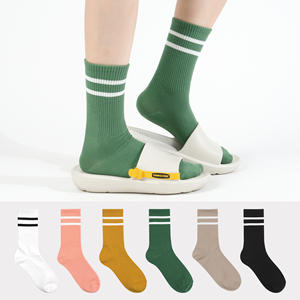 Calcetines de Algodón para Mujer - Diseño de Rayas Tubulares en Varios Colores, Diseño Colorido, Calcetines Coreanos para Uso Diario - Rayas Tubulares A - Product Image 1