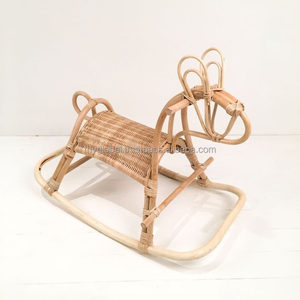Meubles en rotin de cadre en bois de cheval à bascule en osier de rotin d'enfants qui respecte l'environnement - Product Image 4