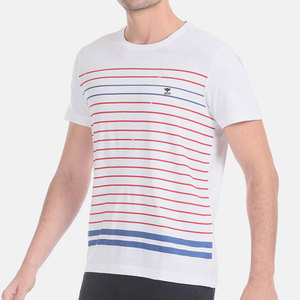 Camiseta de hombre con logo personalizado OEM, 100% algodón, ligera, transpirable, informal, de corte holgado, fabricada en Pakistán. - Product Image 1