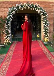 Sari en polyester géorgette traditionnel de designer haut de gamme pour femmes, long, jusqu'au sol, pour les fêtes, design moderne, festivals, mariages - Product Image 5