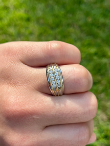 แหวนสเตอร์ลิงลาย925สีเหลือง14K สำหรับผู้ชายสไตล์คลาสสิกแหวนหมั้นเพชรเม็ดสแตนเลสคุณภาพสูง - Product Image 5