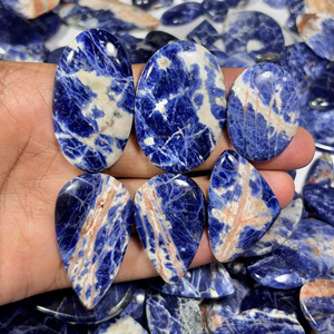 Cabujón de sodalita natural, piedras semipreciosas lisas hechas a mano sueltas, grado AAA, certificado por terceros, todas las formas, tamaños curativos - Product Image 1