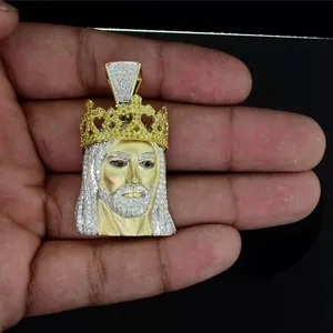 Pendentif pour homme en argent 925 avec tête de Jésus couronnée, serti de moissanite ronde taille brillant de 3,8 carats - Product Image 6