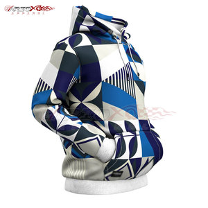 Sudadera con capucha de sublimación gráfica en negrita para hombres en estilo básico con capucha con cordón y manga larga Sudadera con capucha para hombre Premium Basics - Product Image 3