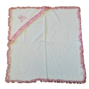 Décoration d'intérieur écologique en forme de triangle imprimé rose avec motif ours bouclé - Product Image 1