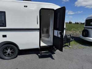 ¡Precio Bajo! Remolque de Viaje Usado Cortes Campers 18BK 2025, de Aluminio, Moderno, Ligero, Impermeable, Plegable para 3 Personas, Cómodo - Product Image 3