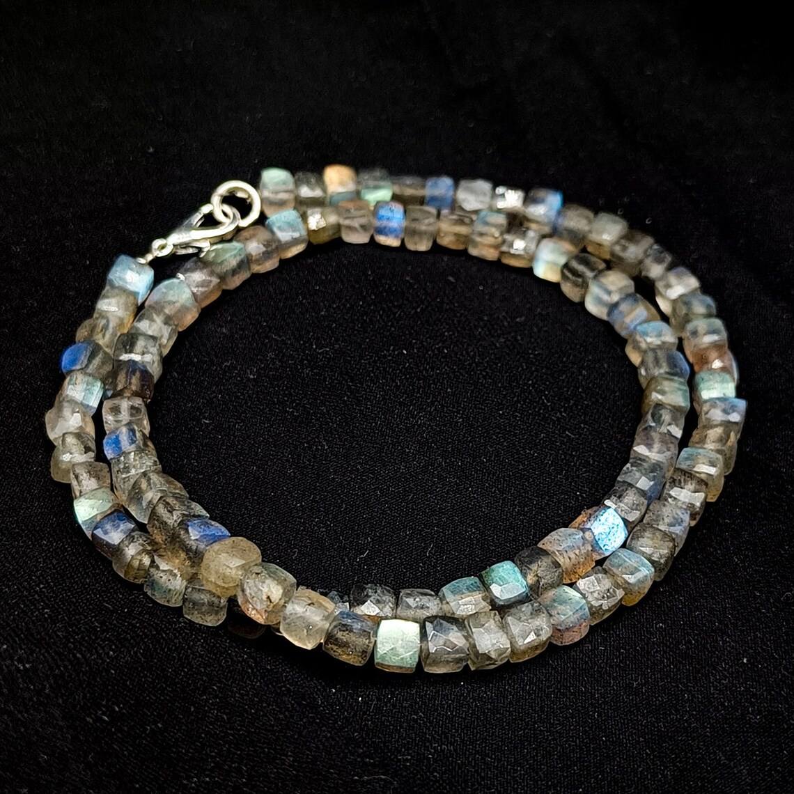 เหมือนกับภาพ