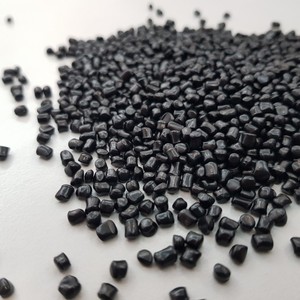 Masterbatches en plastique PE/PP de l'usine du Vietnam Produits ménagers d'extrusion de moulage par injection avec des couleurs de remplissage noir et blanc - Product Image 2