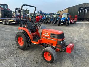 Pour Kubota ST-30 tracteur à pied 30hp hydrostatique Compact tracteur direction assistée 4WD gazon pneus pompe à engrenages noyau très bon - Product Image 5