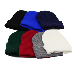 Gorros de punto de invierno cálidos de alta calidad 100% logotipo personalizado acrílico productos al por mayor gorros de punto Jacquard ropa suave - Product Image 1