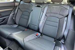 Offre exceptionnelle : Porsche Taycan GTS d'occasion 2022 - Product Image 4