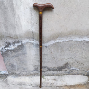 Canne de marche en bois rustique poli, écologique et artisanale, bois naturel solide, randonnée en plein air et soutien quotidien - Product Image 5