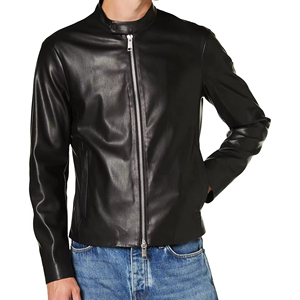 Veste en cuir élégante pour homme avec empiècements matelassés, imperméable, coupe confortable pour la saison hivernale - Product Image 1