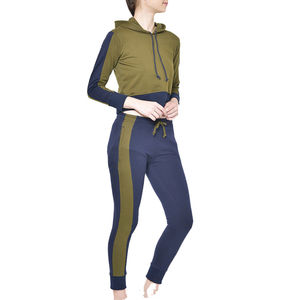 Ensemble de survêtement pour femmes, respirant, OEM, mode, logo personnalisé, sweat-shirt et short court, vente en gros, prix bas, vêtements d'hiver - Product Image 3