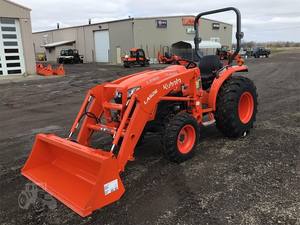   Mini Tractor L3302 4WD, 70/90/100HP, Motor Diésel Massey Ferguson, Tipo de Tracción 4x4 - Product Image 3