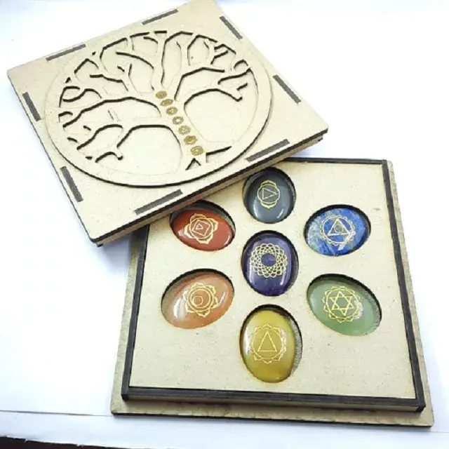 Wholesale Crystal Reiki Healing 7 Chakra Stone set Best quality Gemstone 7 Chakra Reiki set with Wooden Box