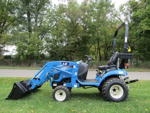 Tracteur LS MT125 4x4 à prix abordable - Product Image 3