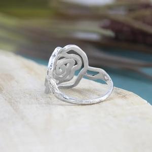 Anillo Espiral Cristiano de Plata de Ley para Mujer, Estilo Boho, Grueso, Ecológico, con Diseño de Espiral, Regalo Único para Mamá - Product Image 4