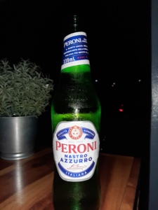 Approvisionnement direct Peroni Nastro Azzurro Lager, bière pression style champagne en bouteilles 24x330ml 5% en vente - Livraison importée d'Europe - Product Image 6