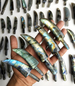 Vente en gros de labradorite naturelle FreeForm couteau à sculpter une dague de pierres précieuses cristaux de guérison spirituelle de qualité supérieure spécimen minéral - Product Image 4