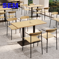Ensemble table et chaises de salle à manger au design moderne SEM pour bar de restauration rapide, hôtel, cantine, restaurant, café - Prix usine, matériau en bois