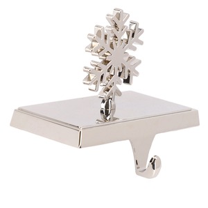 Arbre de support de bas de Noël en métal noir moderne et élégant pour cheminée, présentoir décoratif de vacances - Product Image 3