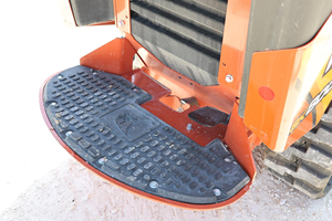 Chargeuse compacte sur chenilles Ditchwitch SK800 Diesel à moteur Yuchai et pompe hydraulique Huade, haute efficacité, pour la location - Product Image 5