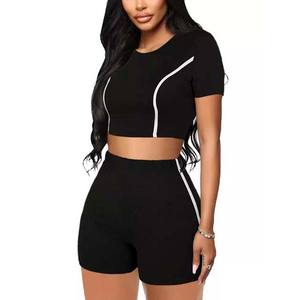 Ensembles courts pour femmes de marque privée nouvelle arrivée à la mode, haut court personnalisé de qualité supérieure pour femme, nouveau design, ensemble jumeau 2025 - Product Image 2