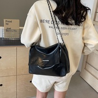 Sac bandoulière grande capacité au design original, idéal pour le travail ou les trajets quotidiens, sac à main pour femme