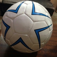 Ballons de football en cuir PU de haute qualité, taille et couleur personnalisées, durables, écologiques, logo personnalisé, entraînement en plein air, fabrication en usine, articles de sport